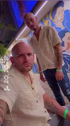 @pareja-casados
