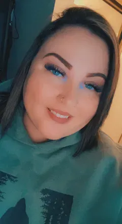 @blueeyedxthiccthighed