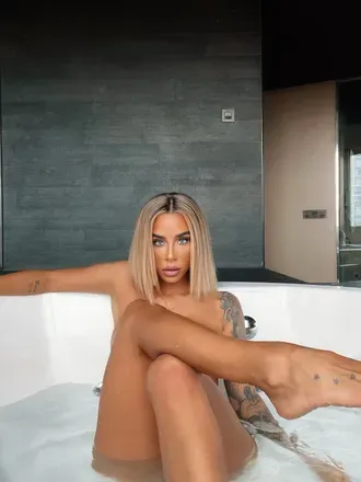 @divaonefree