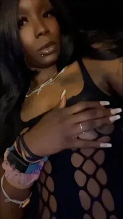 @she_moeewhett