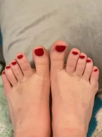 @traveling-toes
