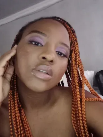 @her_reign
