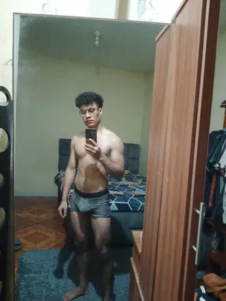 @starbyron0