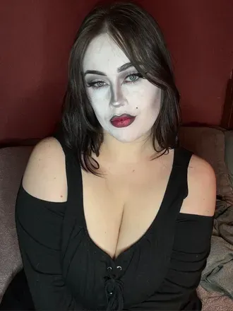 @gothgirlfriendx