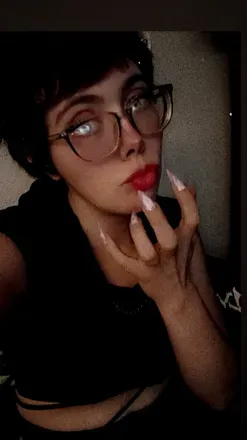 @deadgirlrising