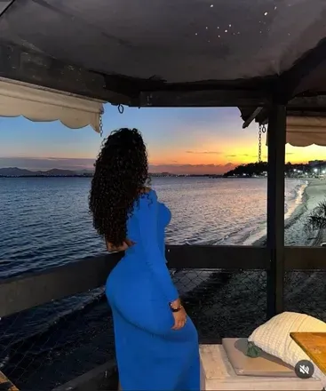@queenema04