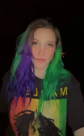 @xoshelbz