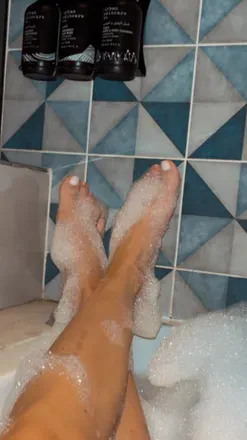 @petite.and.mature
