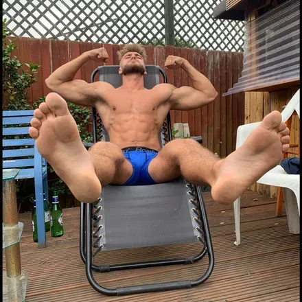 @freefootgod