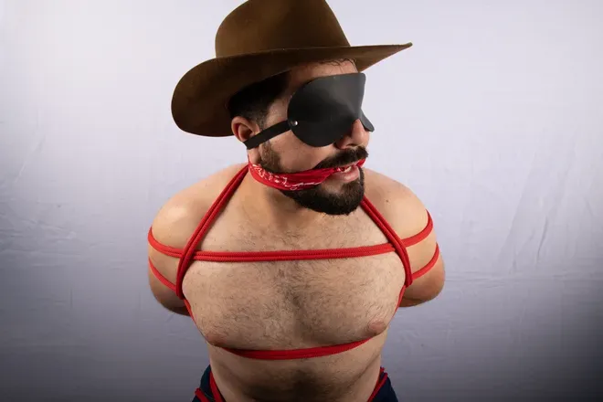 @apolovictor