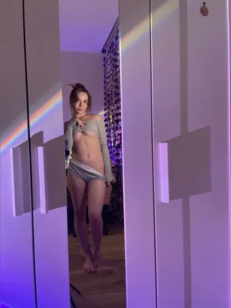 @petite_lisaaa