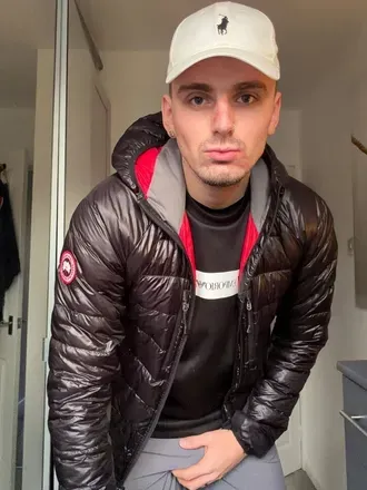 @kingaaronf