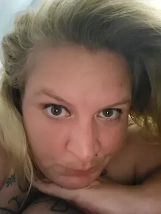 @bigtittianna