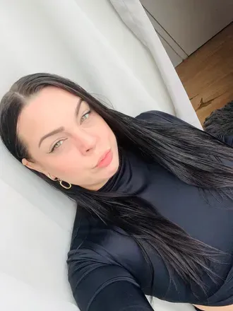 @queen.faneto