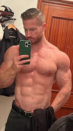 @alex_themiracle