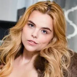 @cloepalmerxxx
