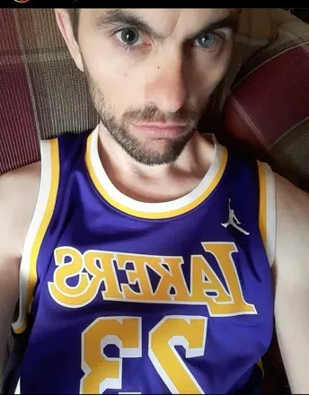 @bdt341989