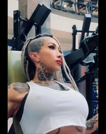@therealkaylacarrera