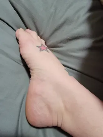 @feet4funfetish