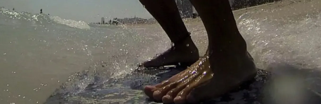 @barefootfeety