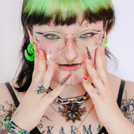 @hornywendy