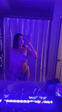 @lovelybellaaaaaa