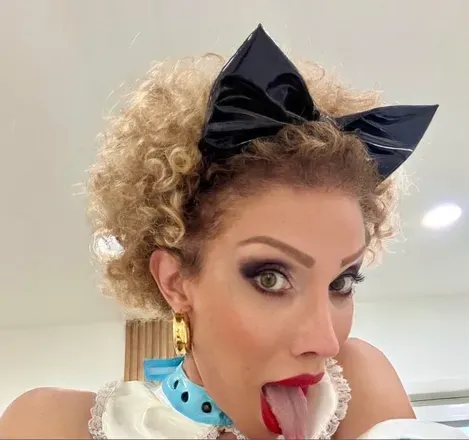 @cindytoomuch