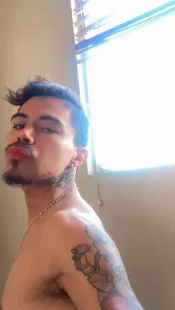 @deziboy