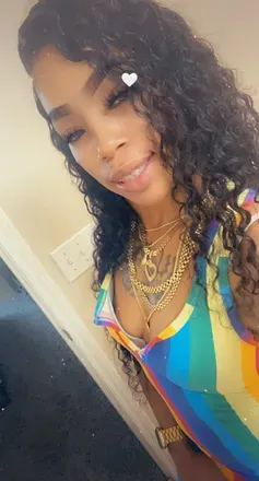 @queen-ceecee