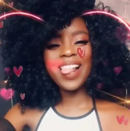 @queensimonesavage