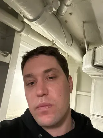 @hornygiraffe666