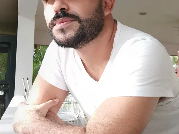 @uymejorno