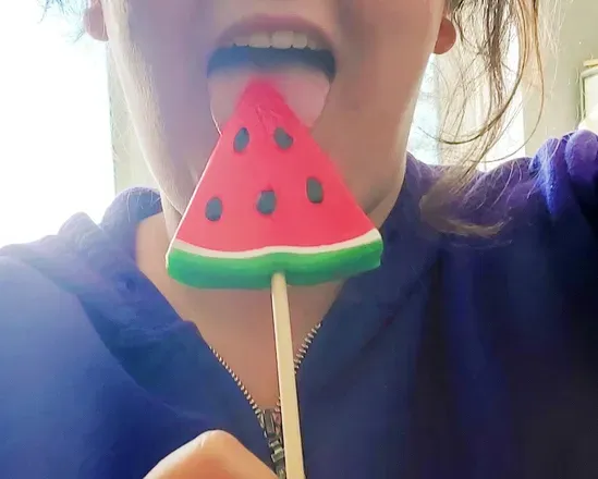 @howsurheadlove