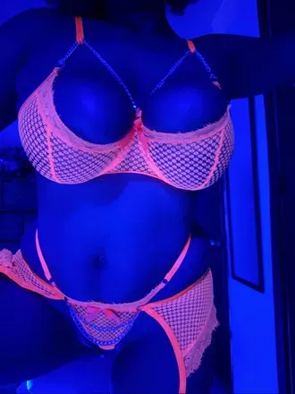 @jezah.belle