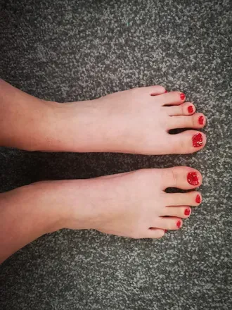 @katherineoflongtoes