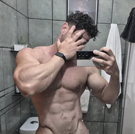 @th4yler