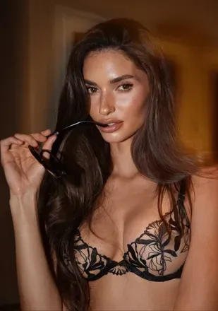 @debbiestpierre