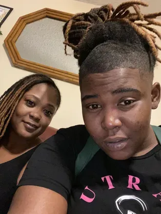 @koolazzlesbiankouple