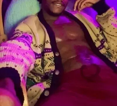 @fleshbae