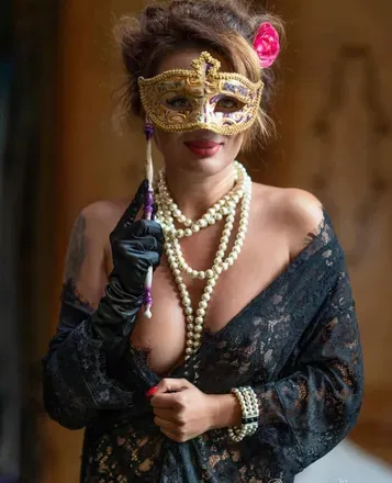 @sensualvanessa