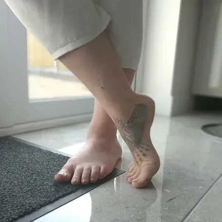 @emeraldfootsie