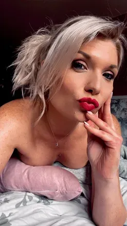 @insolentelibertine