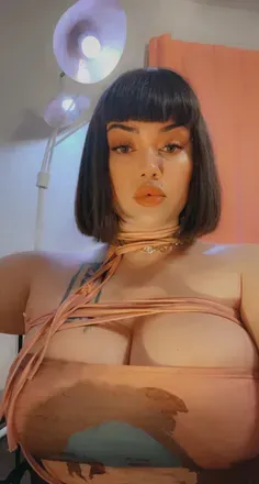 @zoevuitton