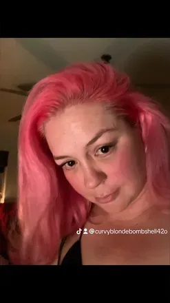 @curvyblondebombshell420