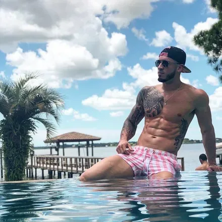 @themikediaz