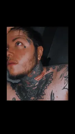 @elliotm00n