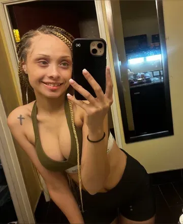 @forbiddenfruit28