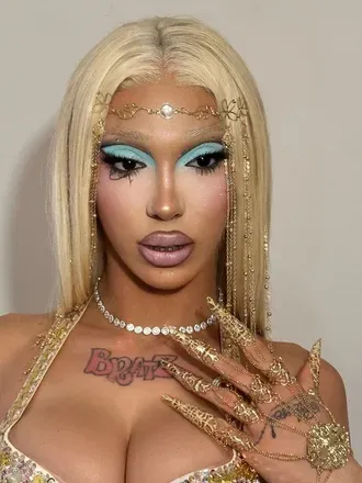 @lachicaplayboy.1