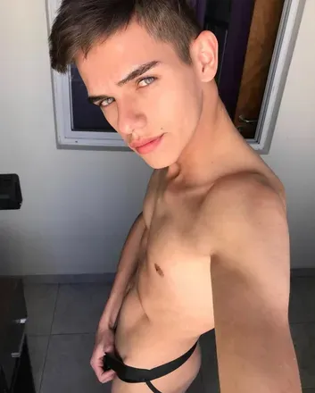 @liaamken