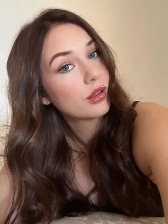 @kayliciousvip